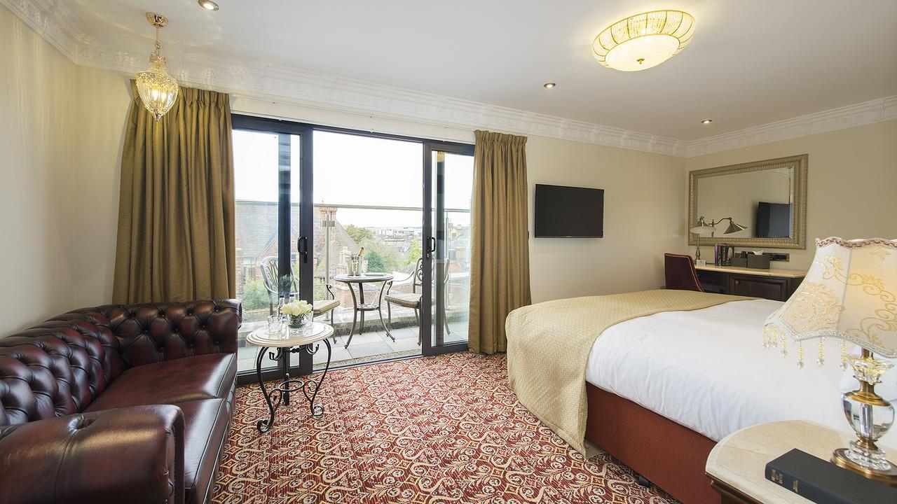 אוקספורד The George Street Hotel מראה חיצוני תמונה A room at the hotel