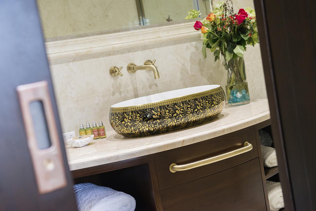 אוקספורד The George Street Hotel מראה חיצוני תמונה Bathroom